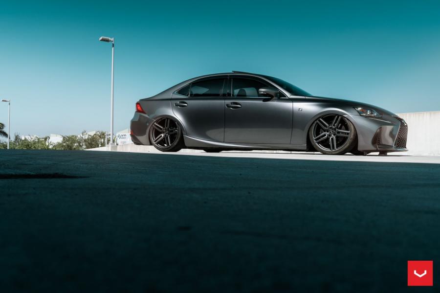  Lexus IS on Vossen Wheels (HF-2) 2018 года  (фото 3 из 24)